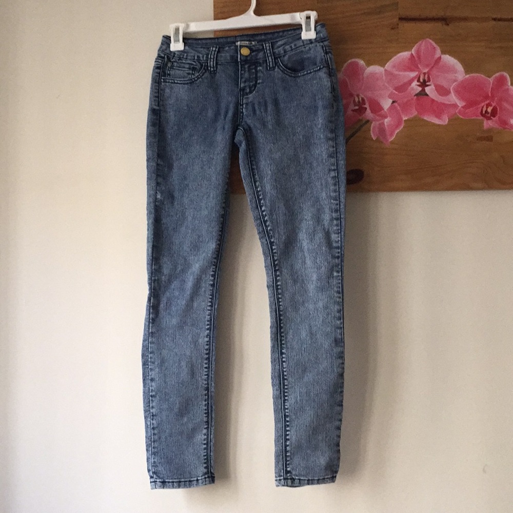 Acid Wash Jeans